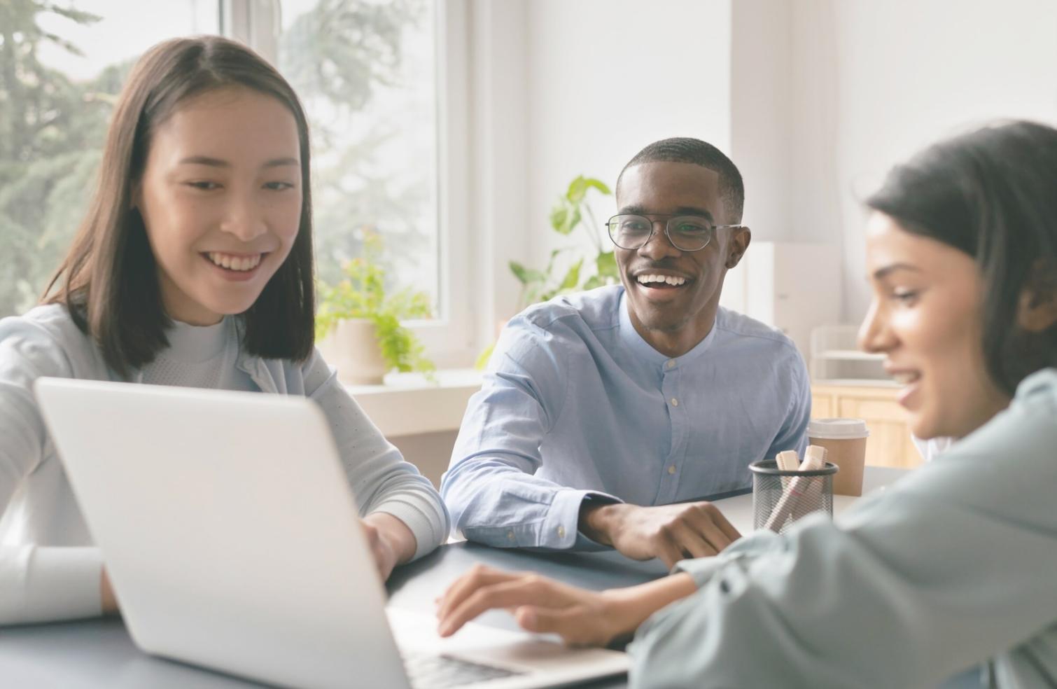 Student bei der Verwaltung seiner Finanzen