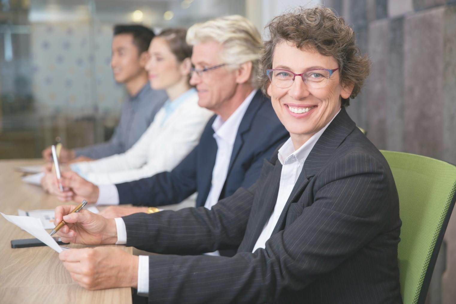 Technische Infrastruktur und Server-Monitoring für sichere Finanztransaktionen